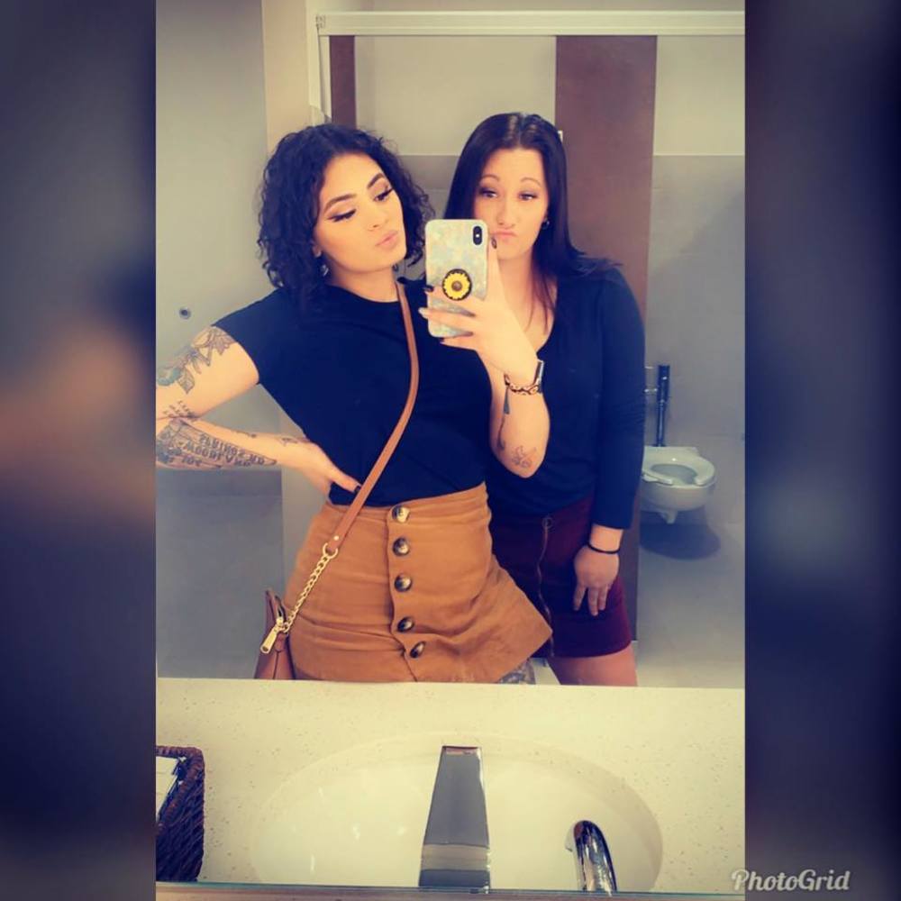 Meet your Posher, Lia